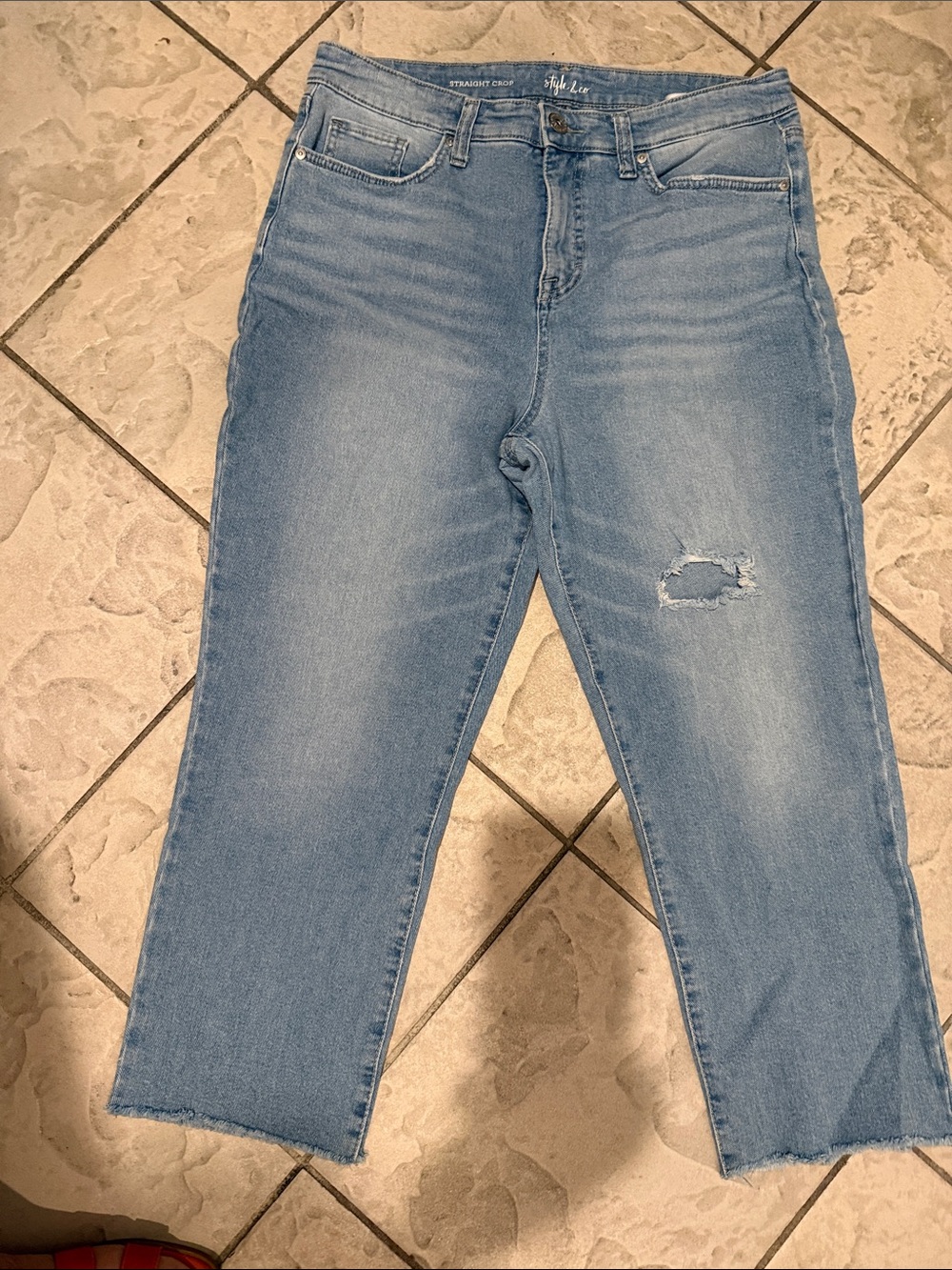 Style & Co. Light Blue Straight Crop Jeans with Distressed Knee